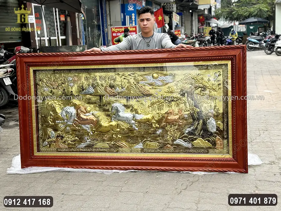 H&igrave;nh ảnh nh&igrave;n nghi&ecirc;ng của bức tranh đồng